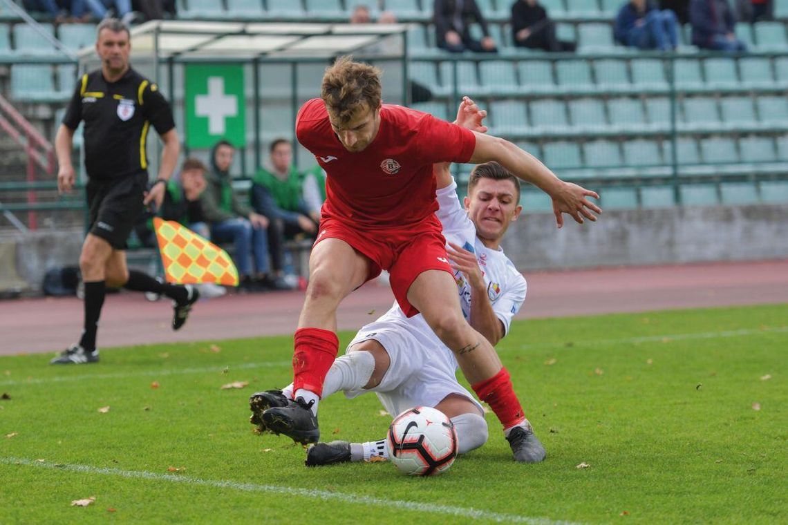 PIŁKA NOŻNA. Szkoda, tylko remis. Legionovia – Bytovia Bytów 1-1(0-1)