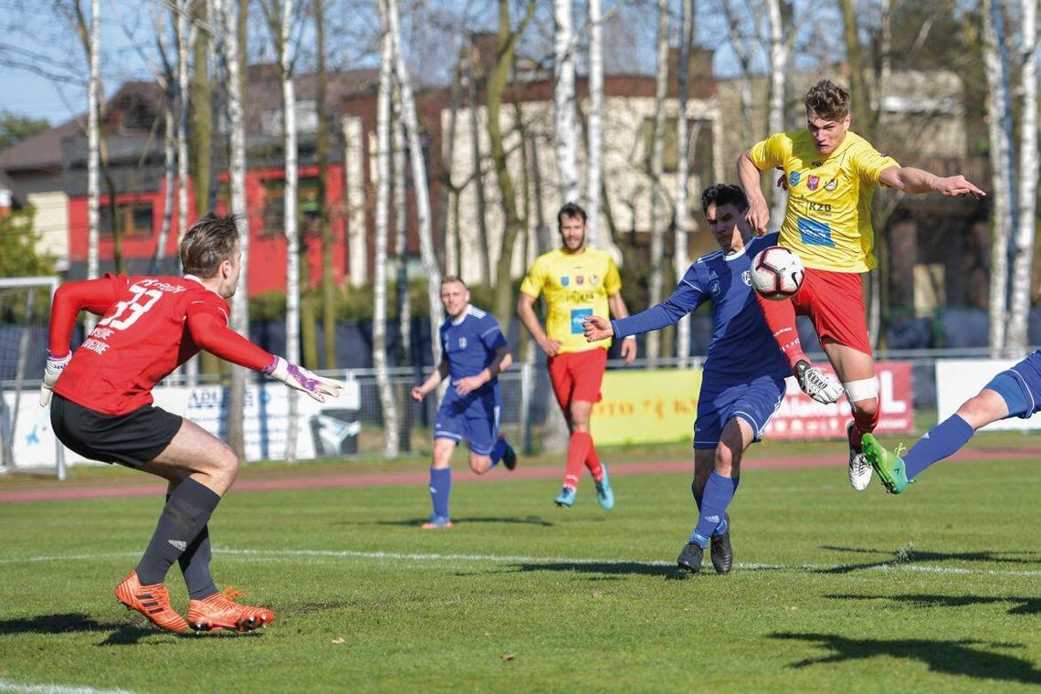 PIŁKA NOŻNA. Wysoko, bliżej… Legionovia – Ruch Wysokie Mazowieckie 4-0 (1-0)