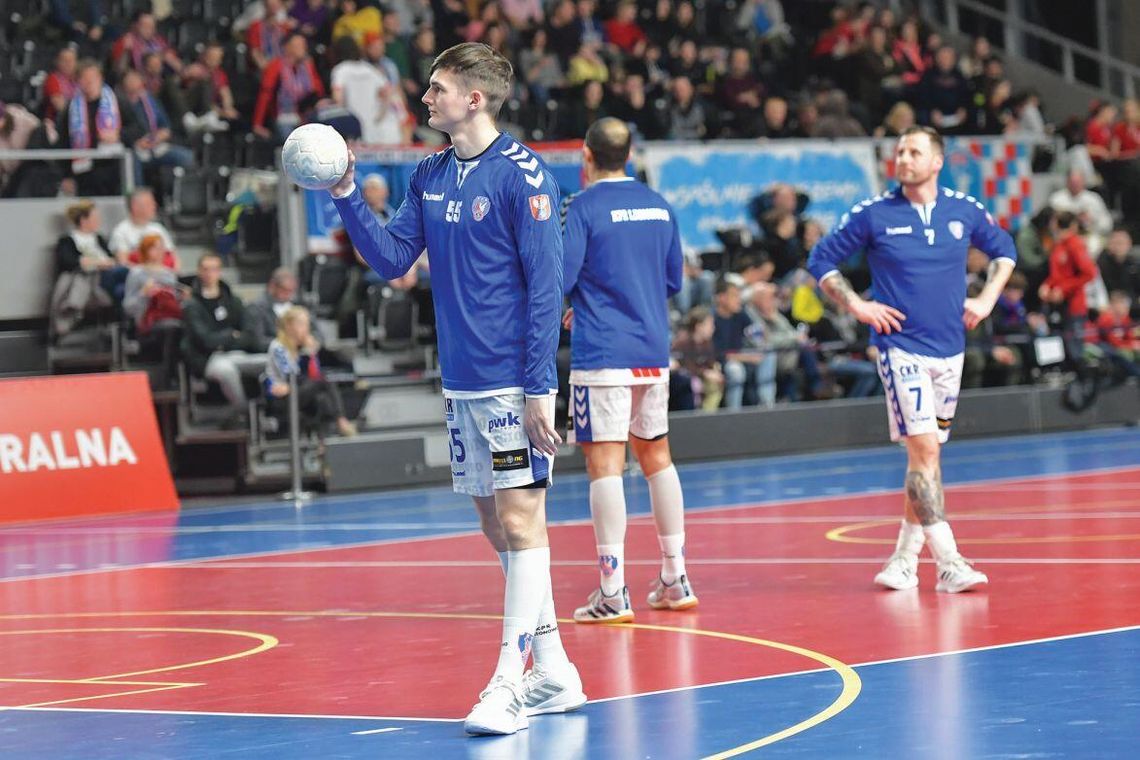 PIŁKA RĘCZNA. Liga Centralna wraca do gry. Sparing z Piotrkowianinem