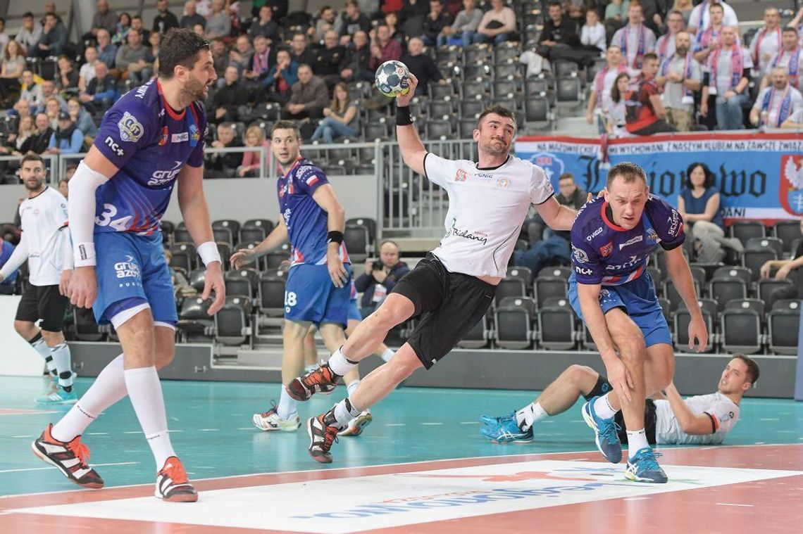 PIŁKA RĘCZNA. Niespodziewane emocje - KPR Legionowo – Azoty Puławy 22-25 (10-10)