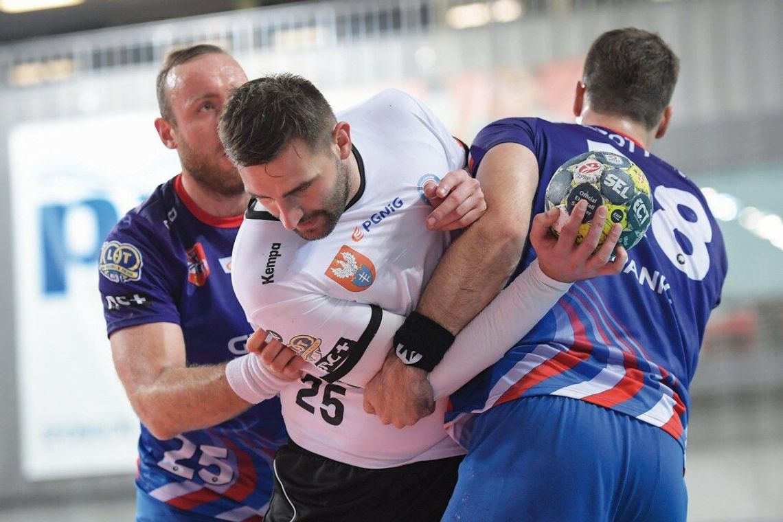 PIŁKA RĘCZNA. Powalczyli - Azoty Puławy – KPR Legionowo 29-24 (16-12) PIŁKA RĘCZNA. Powalczyli - Azoty Puławy – KPR Legionowo 29-24 (16-12)