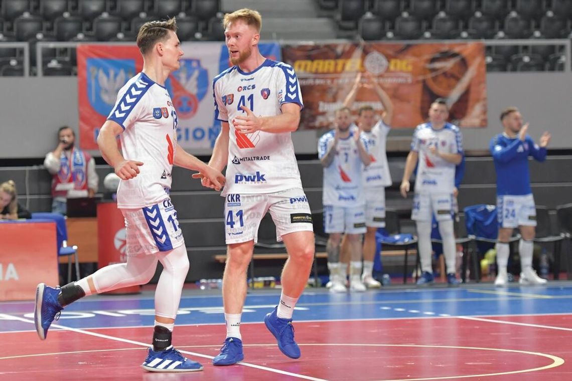 PIŁKA RĘCZNA. W sobotę z liderem! Liga Centralna wznawia rozgrywki