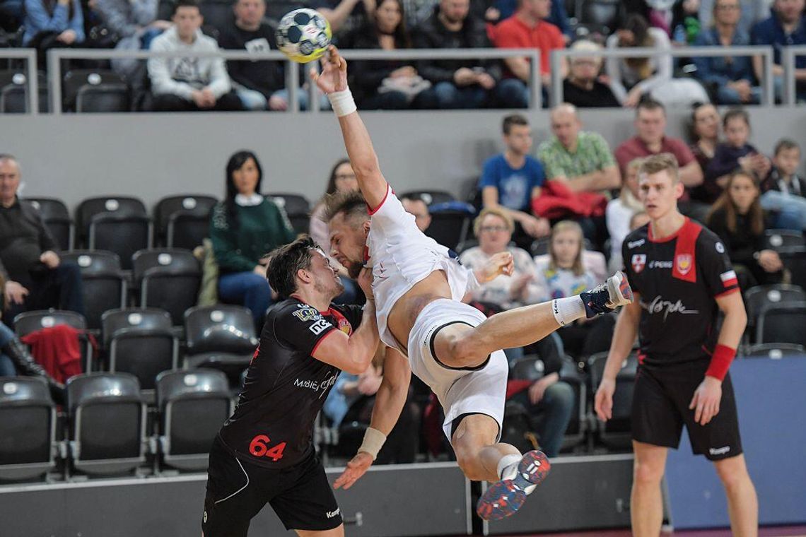 PIŁKA RĘCZNA. Walka, nerwy, kartki… - Chrobry Głogów – KPR Legionowo 30-25 (11-12)