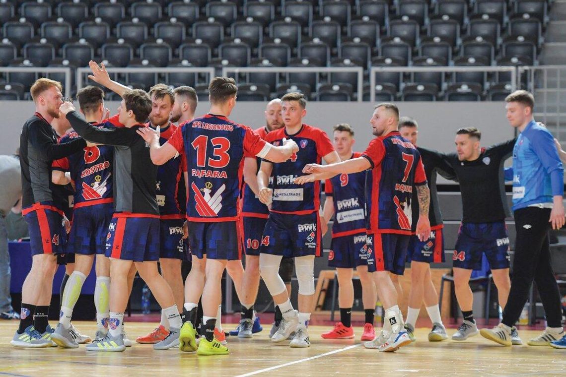 PIŁKA RĘCZNA. Wicelider pokonany! KPR Legionowo – MKS Wieluń 28-26(13-8)