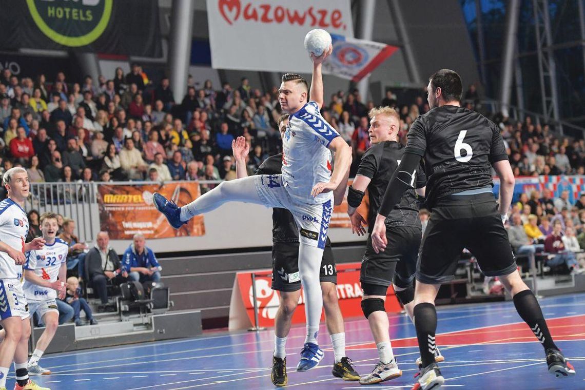 PIŁKA RĘCZNA. Wygrali, awansowali! KPR Legionowo – Nielba Wągrowiec 36-21(22-7)