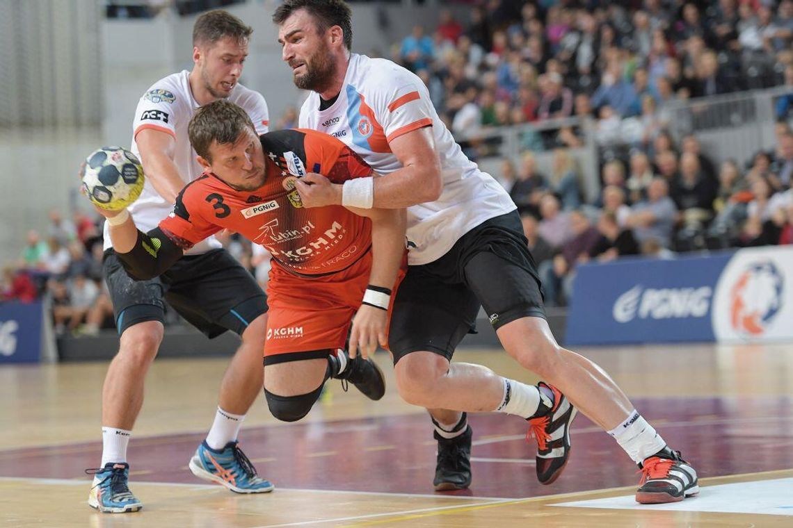 PIŁKA RĘCZNA.  Zabójcze skrzydła - KPR Legionowo – Zagłębie Lubin 21-23 (10-11)