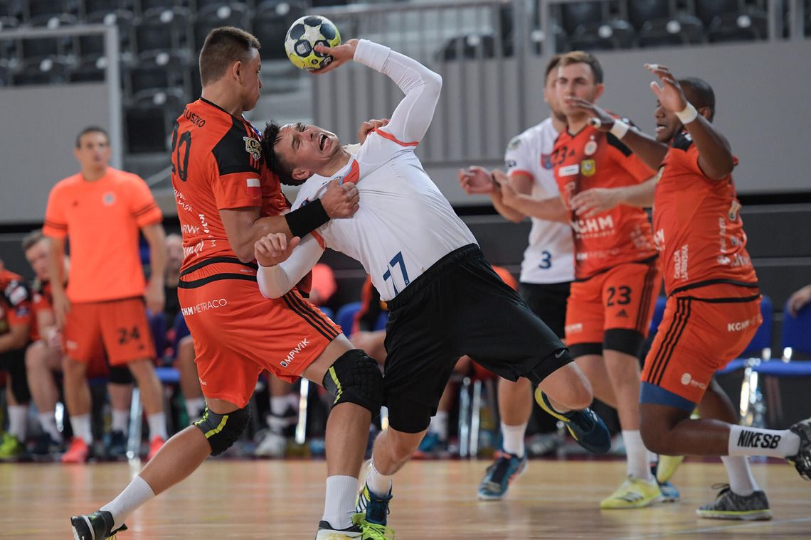 PIŁKA RĘCZNA. Zabrakło impulsu - Meble Wójcik Elbląg – KPR Legionowo 29-20 (11-9)