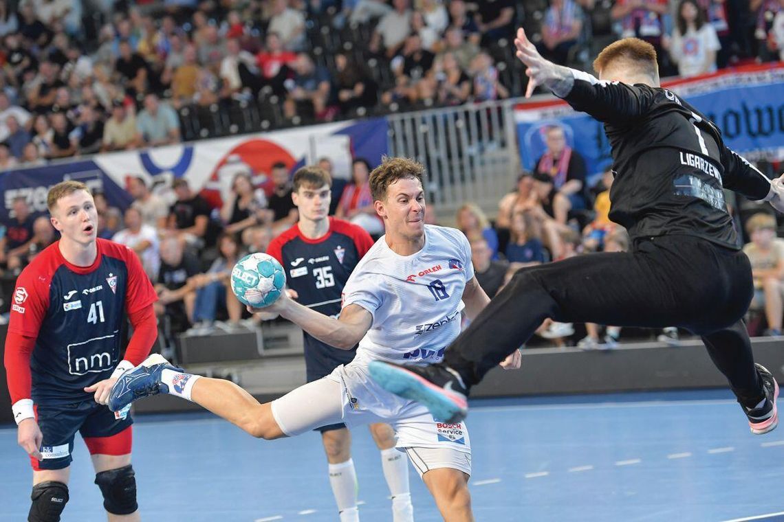 PIŁKA RĘCZNA. Zabrakło niewiele. Grupa Azoty Unia Tarnów – Zepter KPR Legionowo 32-29 (19-15)