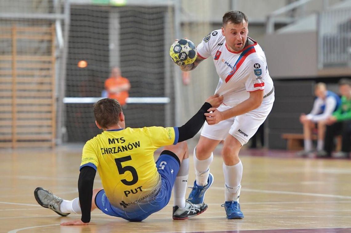 PIŁKA RĘCZNA. Zwycięstwo po karnych - MTS Chrzanów – KPR Legionowo 26-26 (13-11)