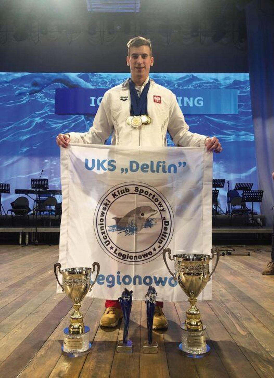 PŁYWANIE.  „Delfinek” morsem z medalami! - Rozmowa z MICHAŁEM PERLEM