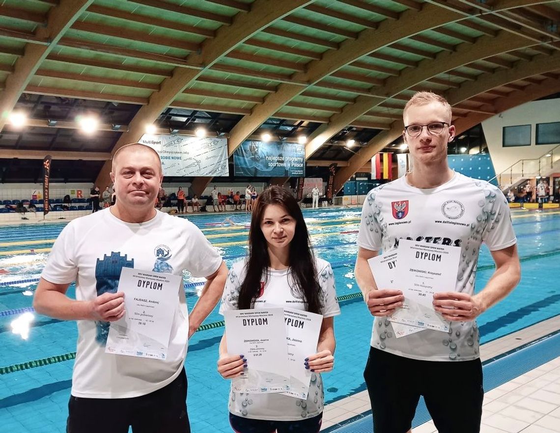 PŁYWANIE. Kilka rekordów i wysokie miejsca na podium