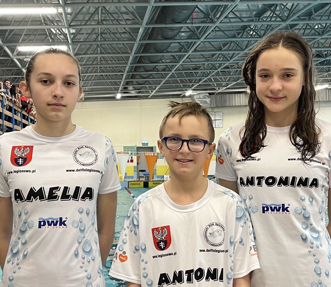 PŁYWANIE. Tosia naj, naj, naj! "Delfinki” na podium w Płocku