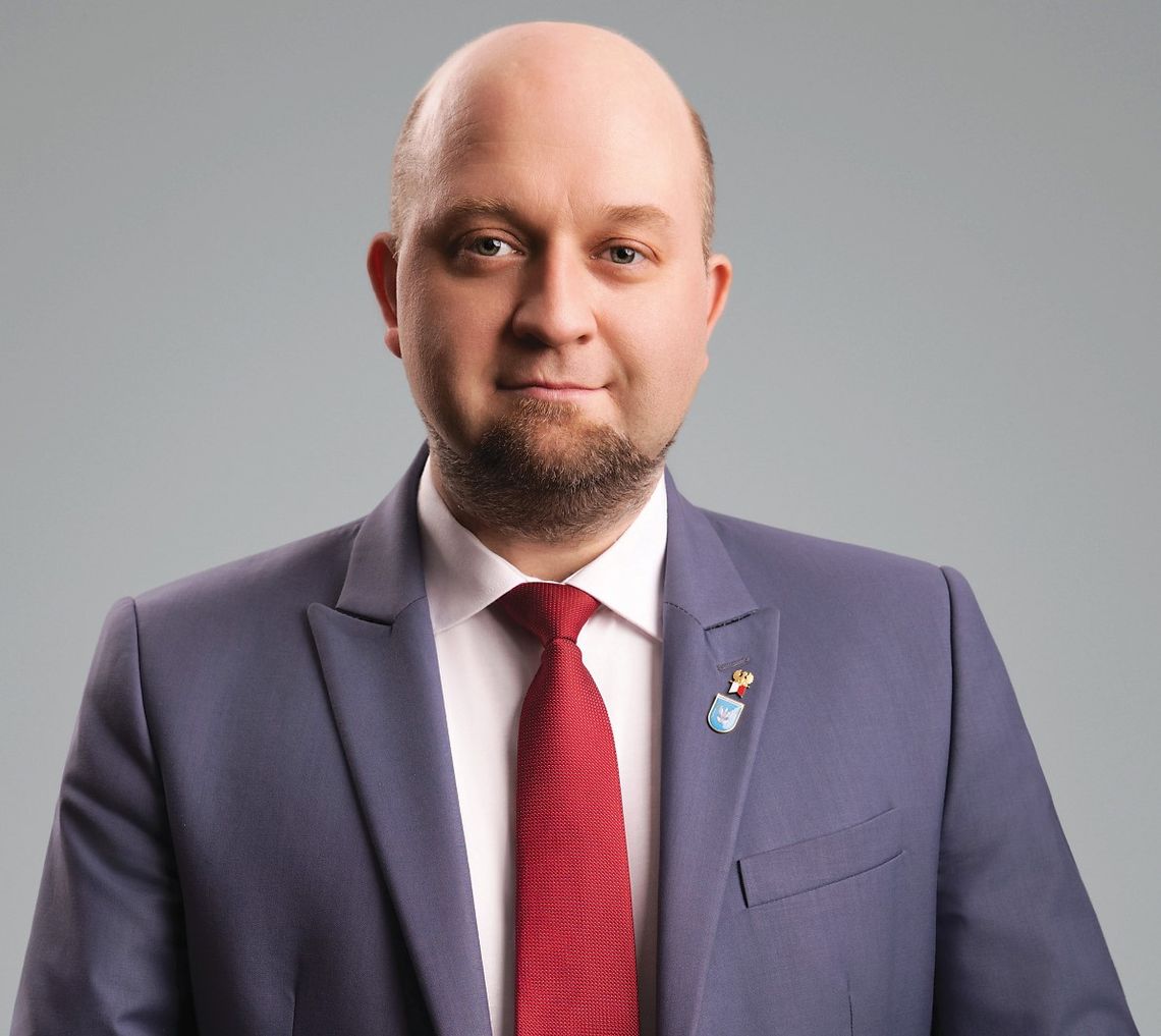 POWIAT. Konsekwencje sprzeniewierzenia się radnych: Wezwanie do złożenia mandatów