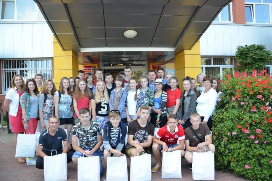 POWIAT. Młodzież z Białorusi przyjechała na obóz żeglarski nad Jezioro Zegrzyńskie.