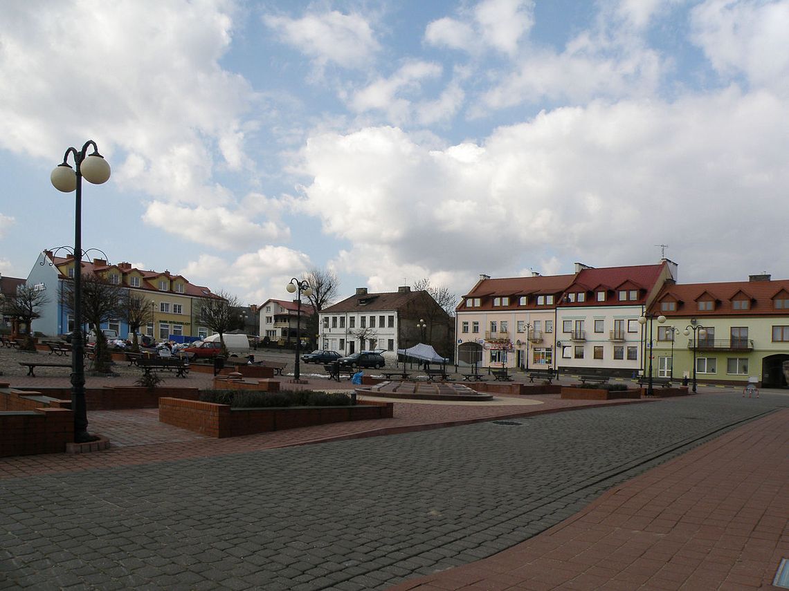 SEROCK. Blok komunalny za 8 mln zł w Borowej Górze