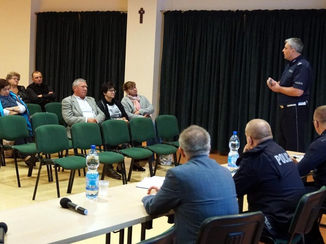 SEROCK. Debata społeczna - "Dzielnicowy bliżej nas"