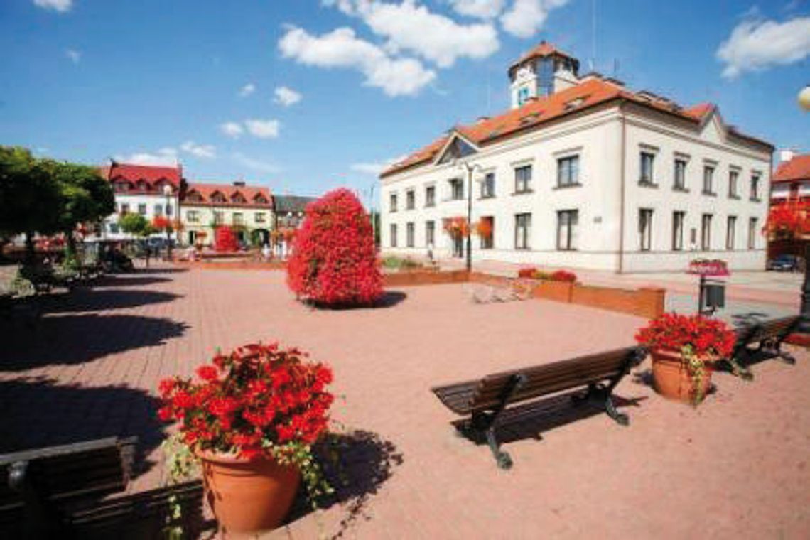 SEROCK/ JADWISIN. Nowy blok mieszkalny w Jadwisinie SEROCK/ JADWISIN. Nowy blok mieszkalny w Jadwisinie