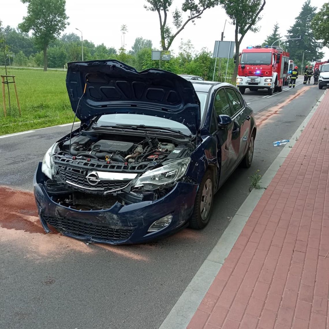 SEROCK. Kolizja przy wjeździe na Karolino
