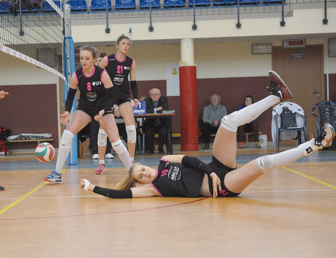 SIATKÓWKA. Blisko półfinału
