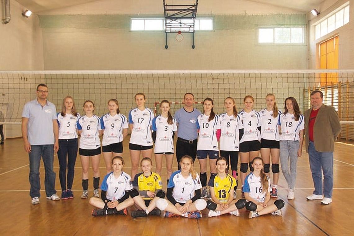 SIATKÓWKA. Brawo siatkarki Nieporętu