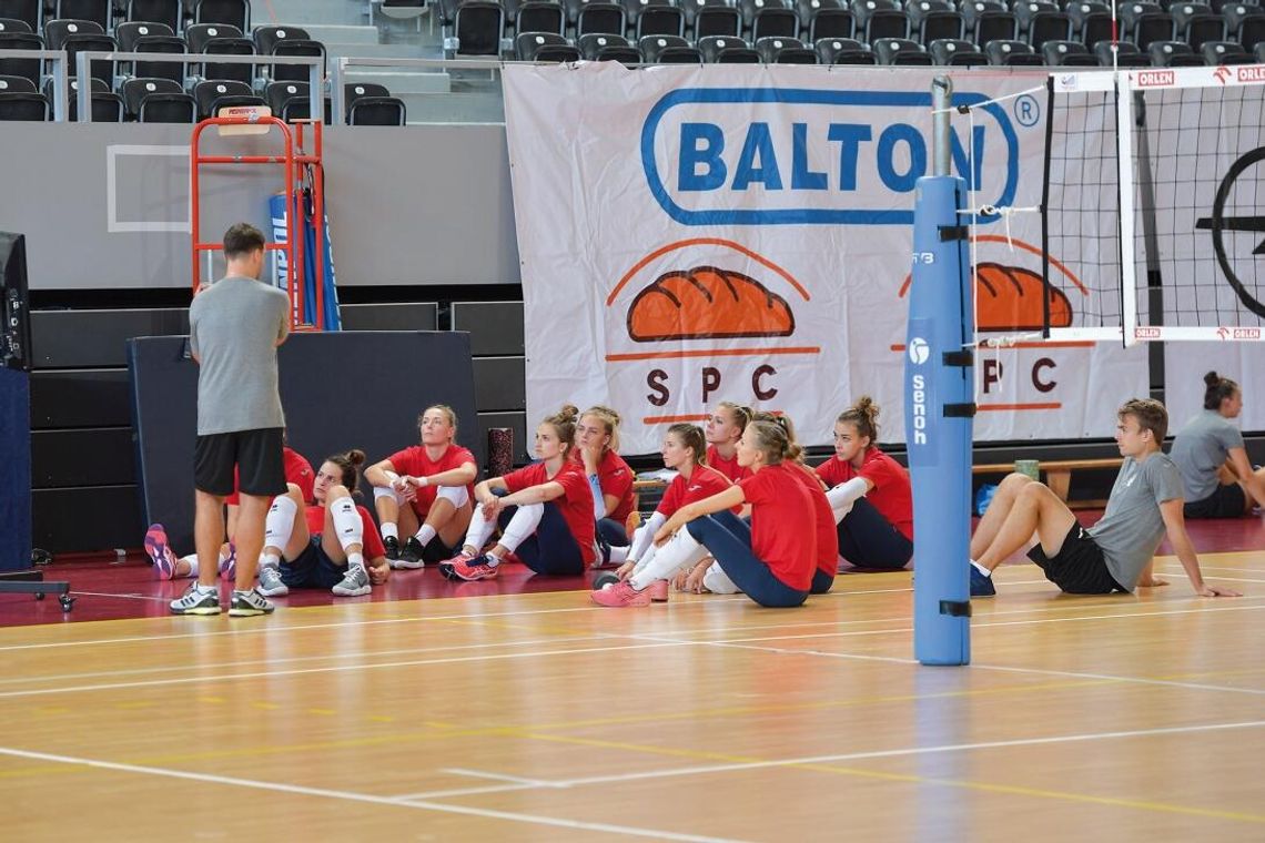 SIATKÓWKA. Celują w ósme miejsce