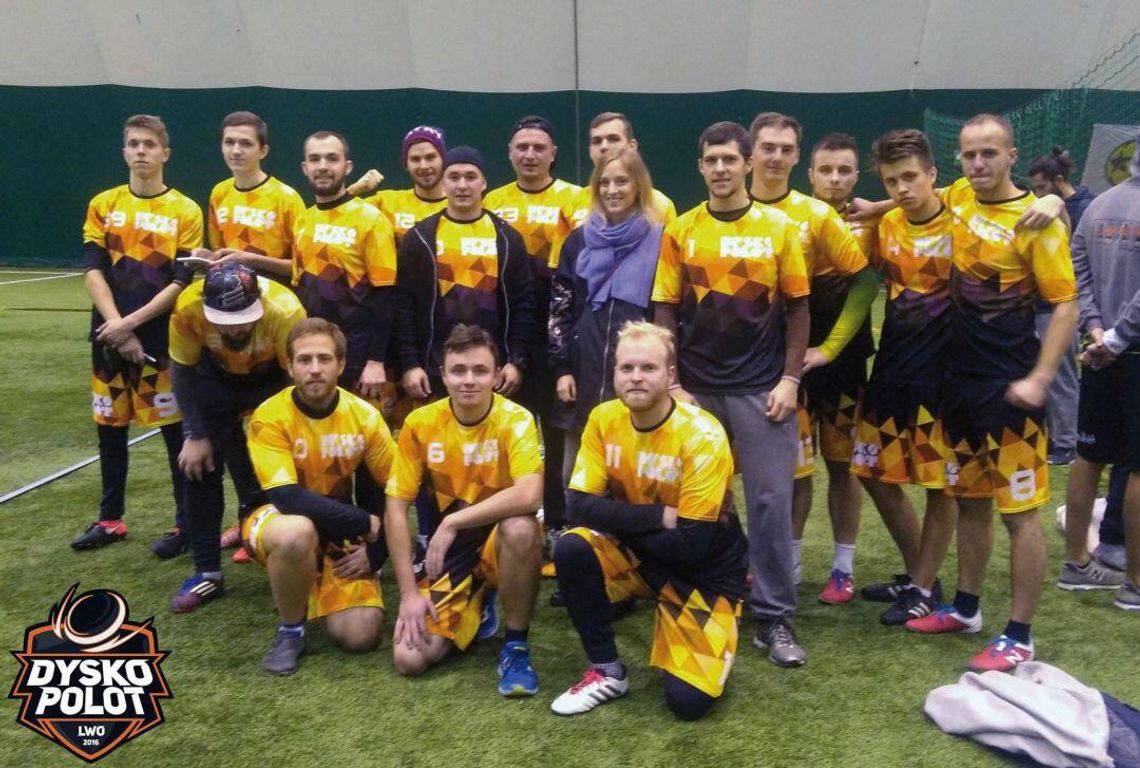SPORT. Latające talerze w Powiecie Legionowskim - Firsbee – gra zespołowa dla wszystkich