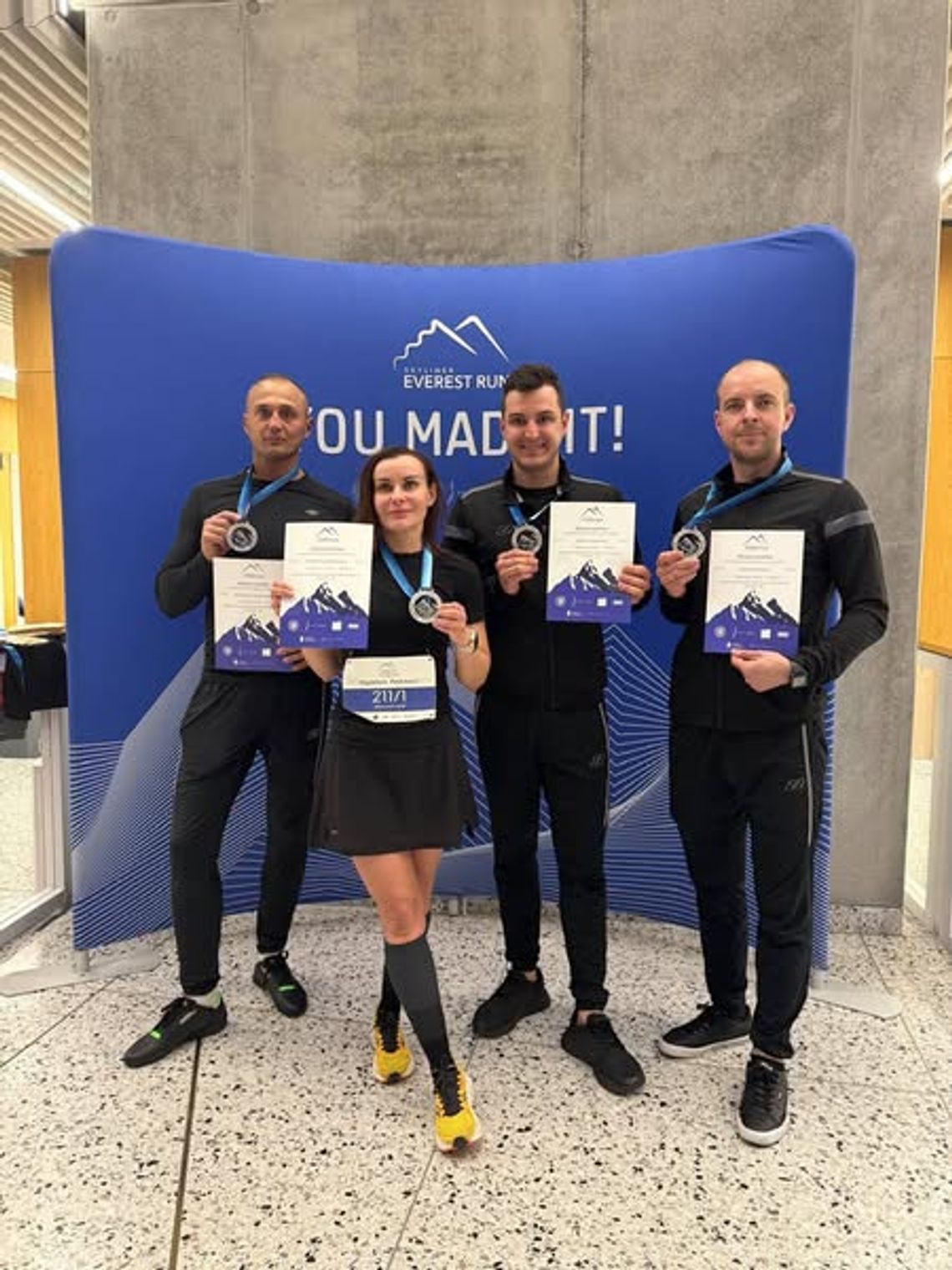 Strażacy z Legionowa na Skyliner Everest Run 2025