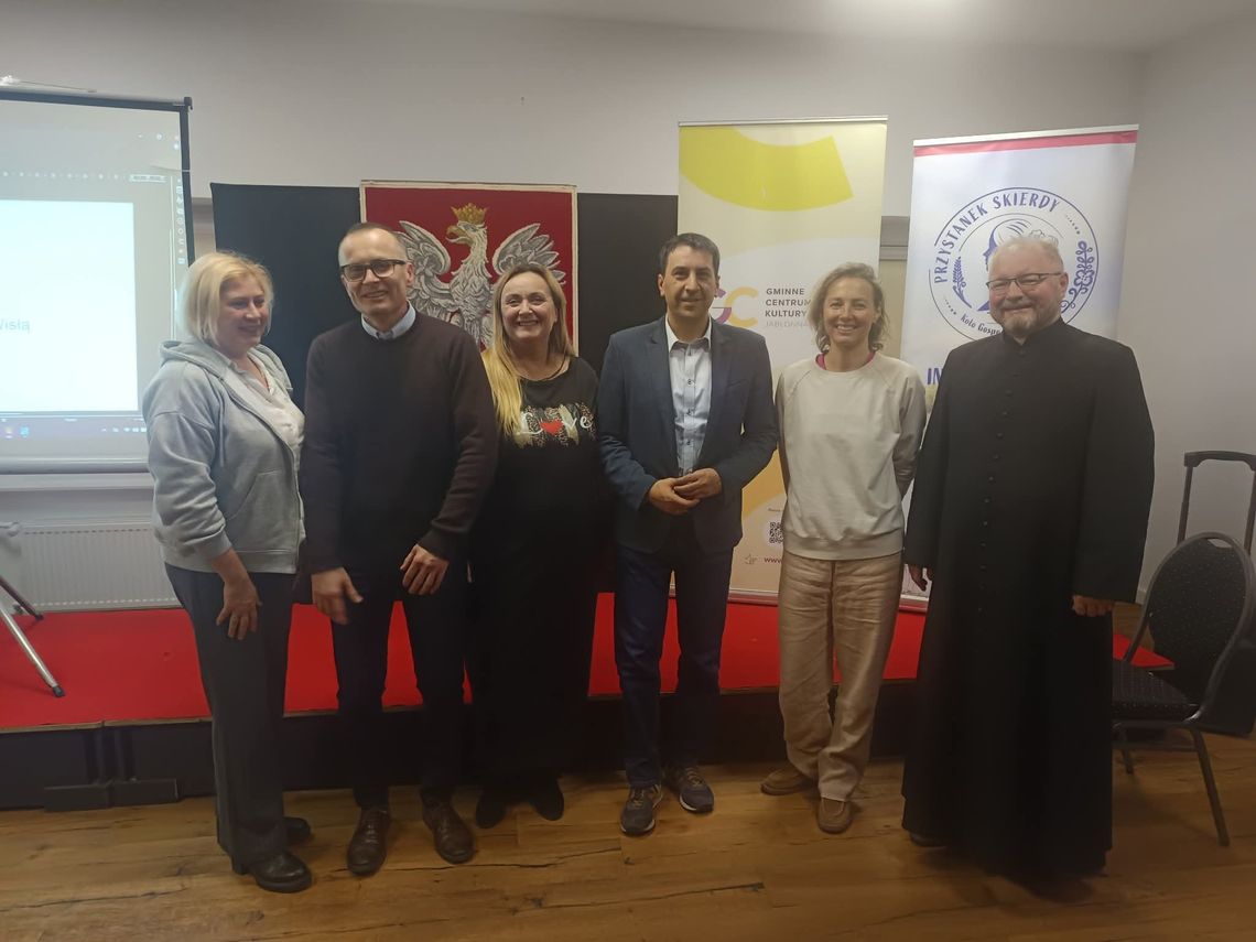 Światło spod warstw pamięci Światło spod warstw pamięci