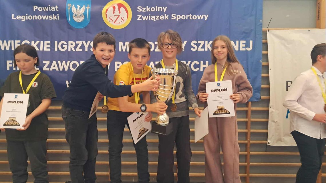 Szachowy triumf Józefowa