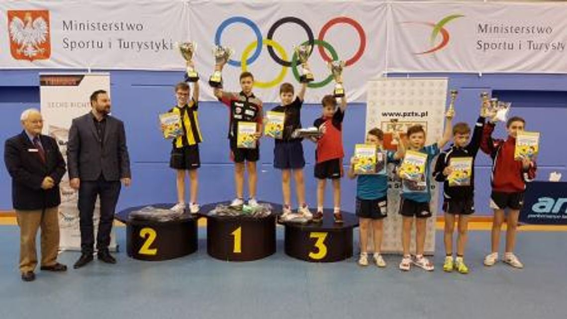 TENIS STOŁOWY. Mateusz Zalewski wśród najlepszych