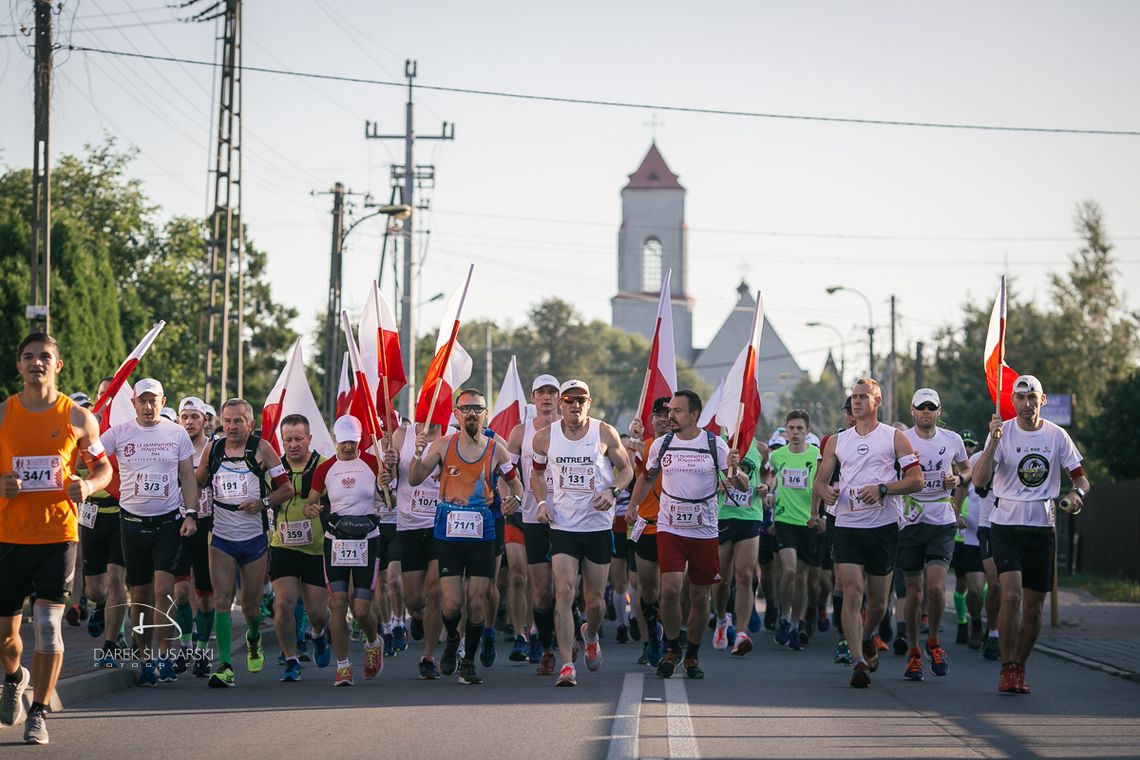 WIELISZEW. Biegiem uczcili pamięć - Ultramaraton Powstańca 1944-2017