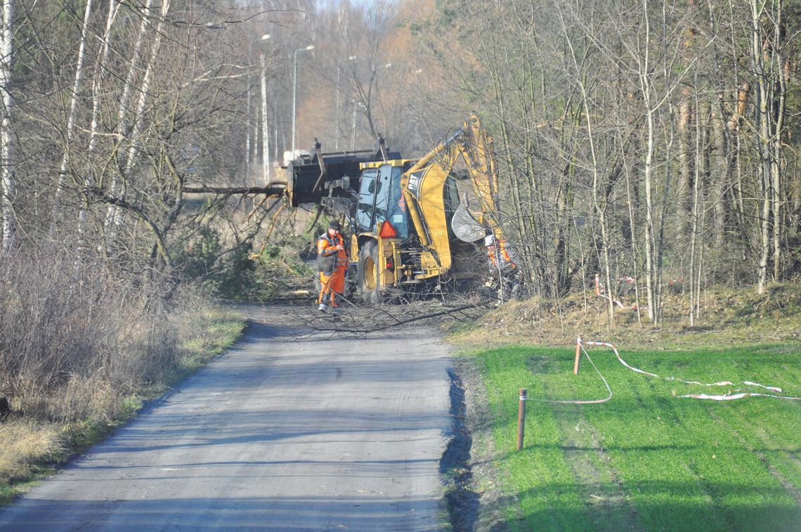 WIELISZEW. Gmina zabrała drogę? WIELISZEW. Gmina zabrała drogę?
