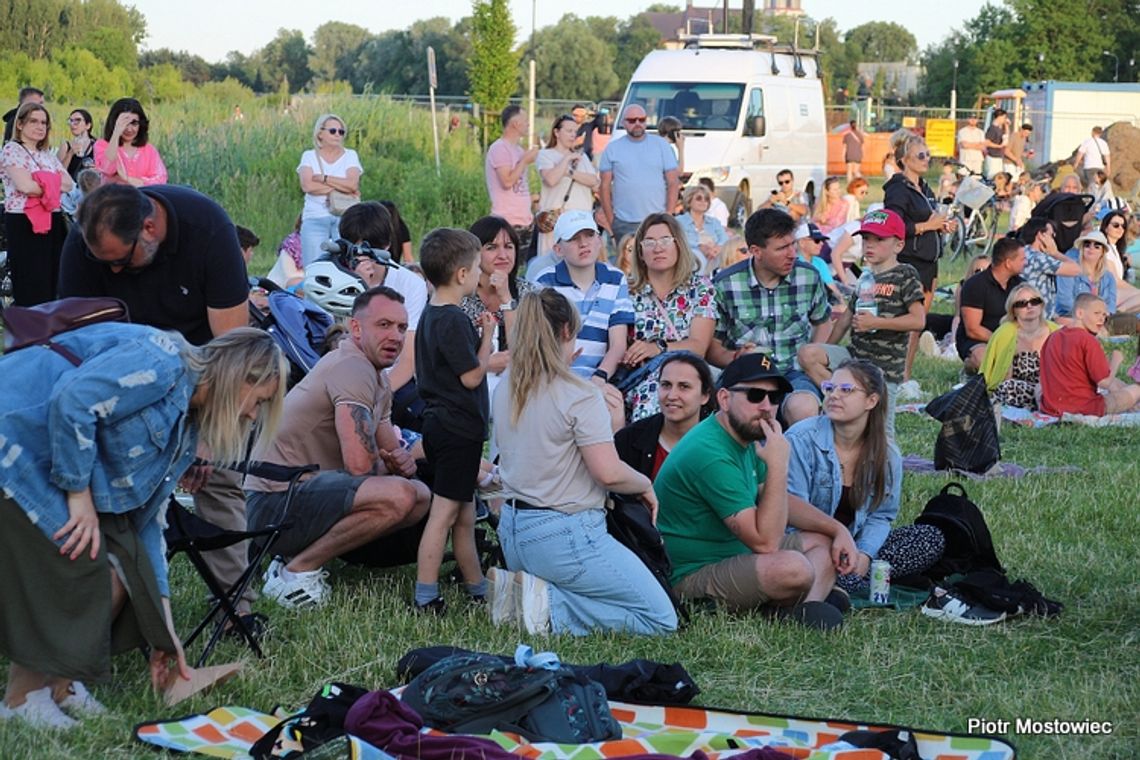 Wieliszew plecie wianki – jak mała gmina stworzyła wielkie święto wspólnoty