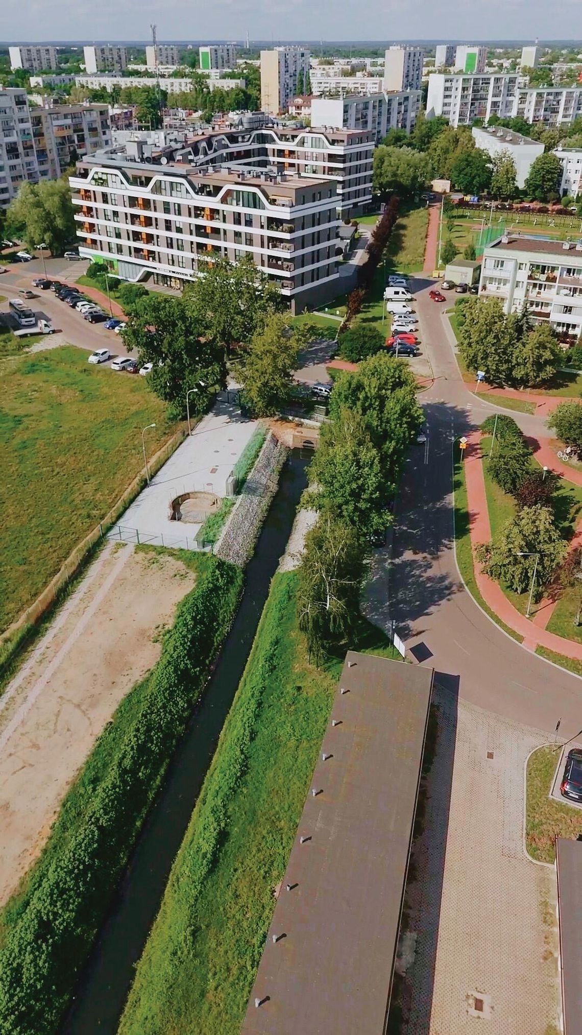 WODOCIĄGI I KANALIZACJA: Nowe oblicze zbiornika przy ul. Pałacowej – bezpieczniej i piękniej dzięki PWK „Legionowo”