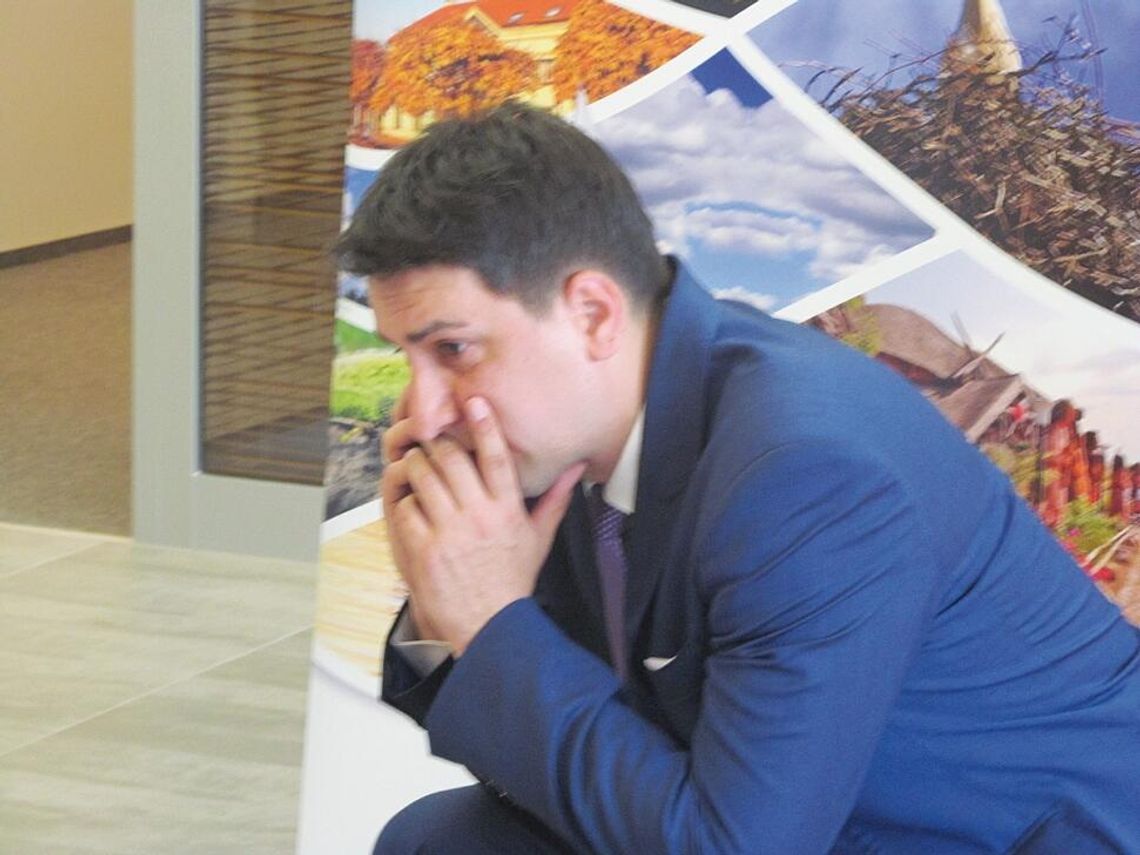 Z OSTATNIEJ CHWILI. Radni sterroryzowali wójta Jabłonny