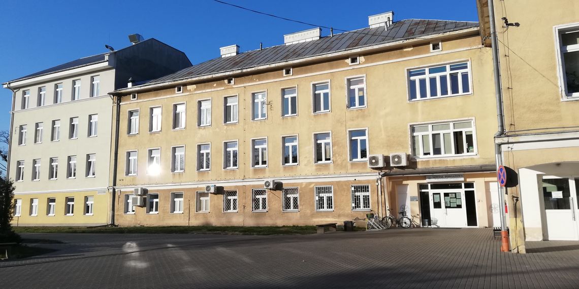 ZA MIEDZĄ. Oddział Ginekologiczno–Położniczy wznawia pracę; personel z ujemnymi wynikami na COVID-19 ZA MIEDZĄ. Oddział Ginekologiczno–Położniczy wznawia pracę; personel z ujemnymi wynikami na COVID-19