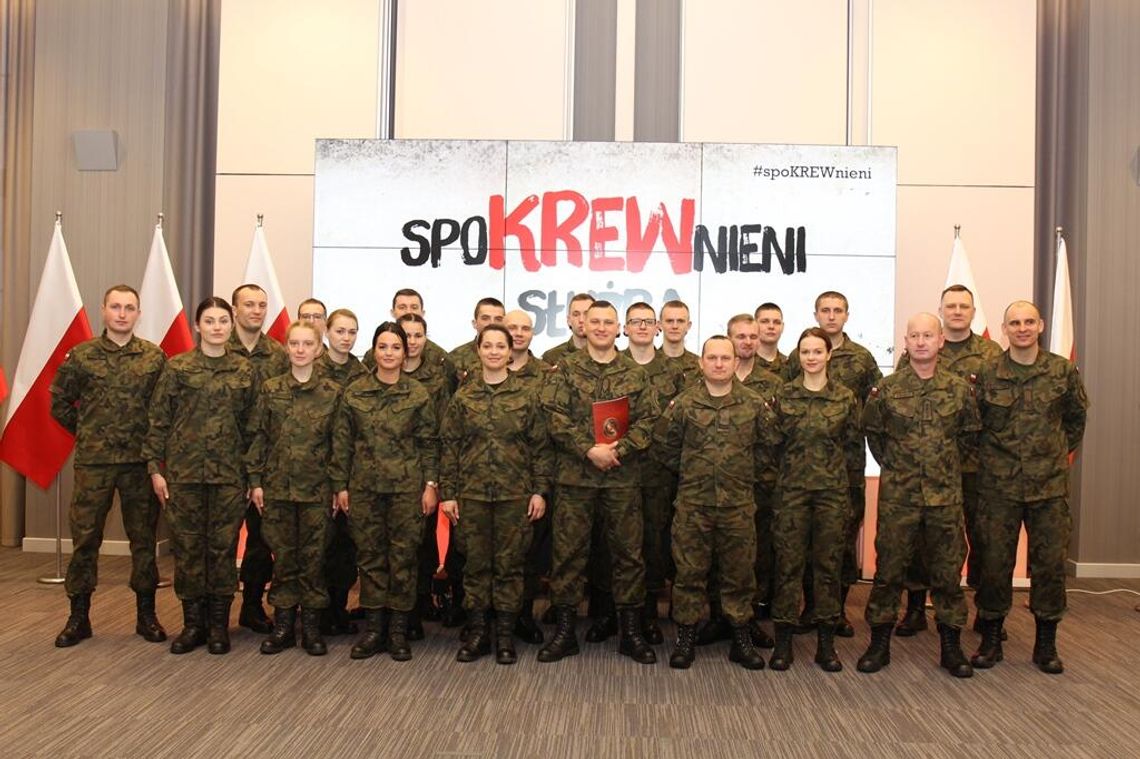 ZEGRZE. Żołnierze CSŁiI uczestniczyli w inauguracji akcji „SpoKREWnieni służbą” ZEGRZE. Żołnierze CSŁiI uczestniczyli w inauguracji akcji „SpoKREWnieni służbą”