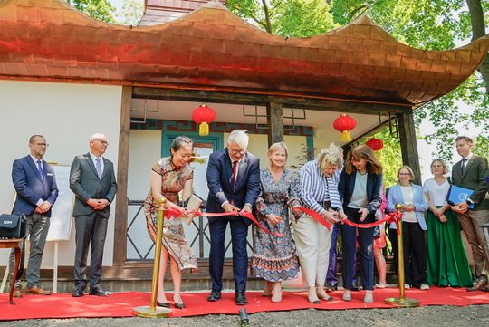 Odnowiona Altana Chińska w Jabłonnie ponownie otwarta dla zwiedzających_2.JPG