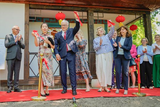 Odnowiona Altana Chińska w Jabłonnie ponownie otwarta dla zwiedzających_3.JPG